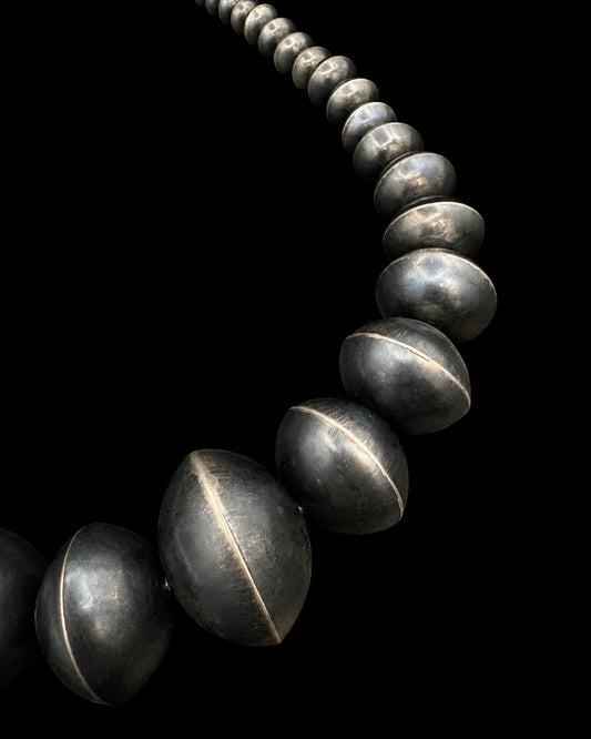 Graduated Saucer Pearl Necklace