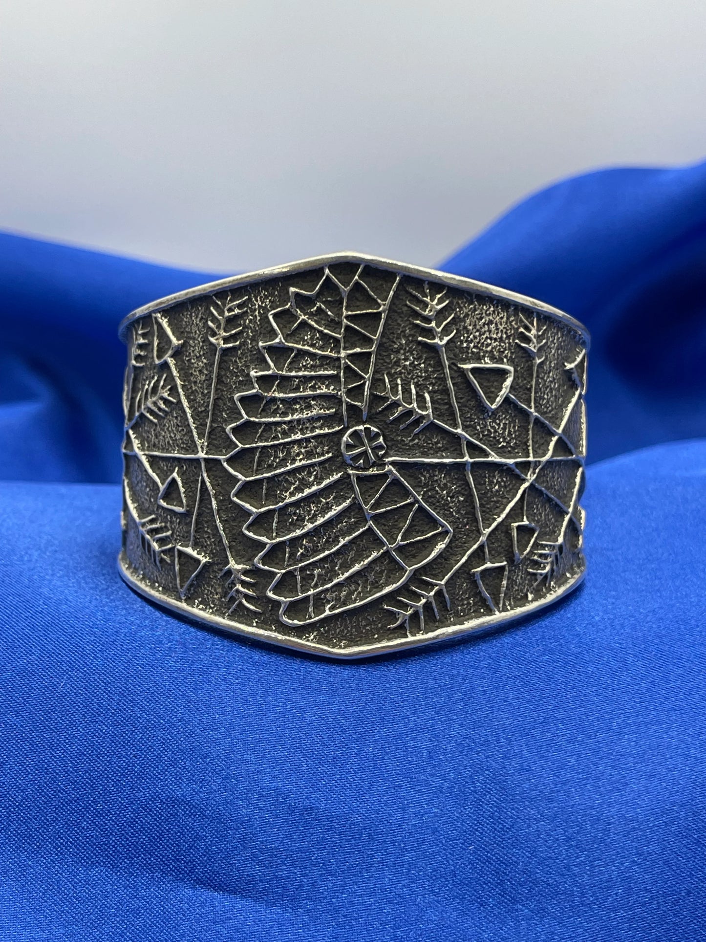 Petroglyph Sand Cast Cuff