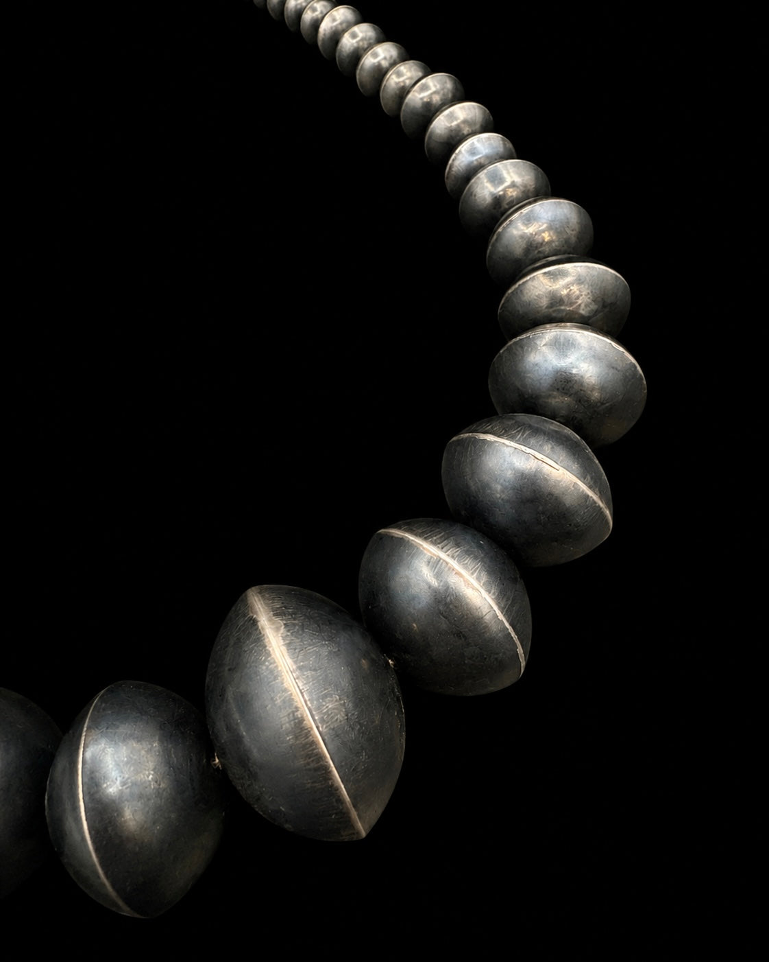 Graduated Saucer Pearl Necklace